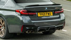 New BMW M5 CS 2021 review ~ station of gear